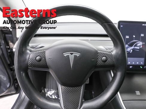 Used 2018 Tesla Model 3 Performance image 10
