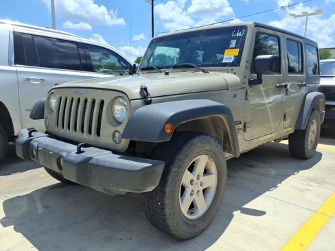 Used 2018 Jeep Wrangler Unlimited Sport S AWD/4WD image 1