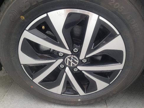Used 2024 Volkswagen Jetta S FWD image 31
