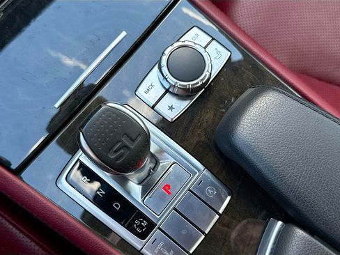 Used 2016 Mercedes-Benz SL 550 w/ Sport Wheel Package image 24