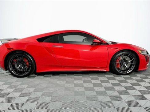 Used 2018 Acura NSX image 5