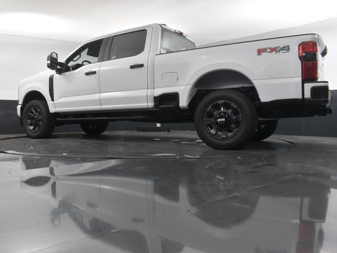 Used 2024 Ford F250 XL w/ STX Appearance Package image 15