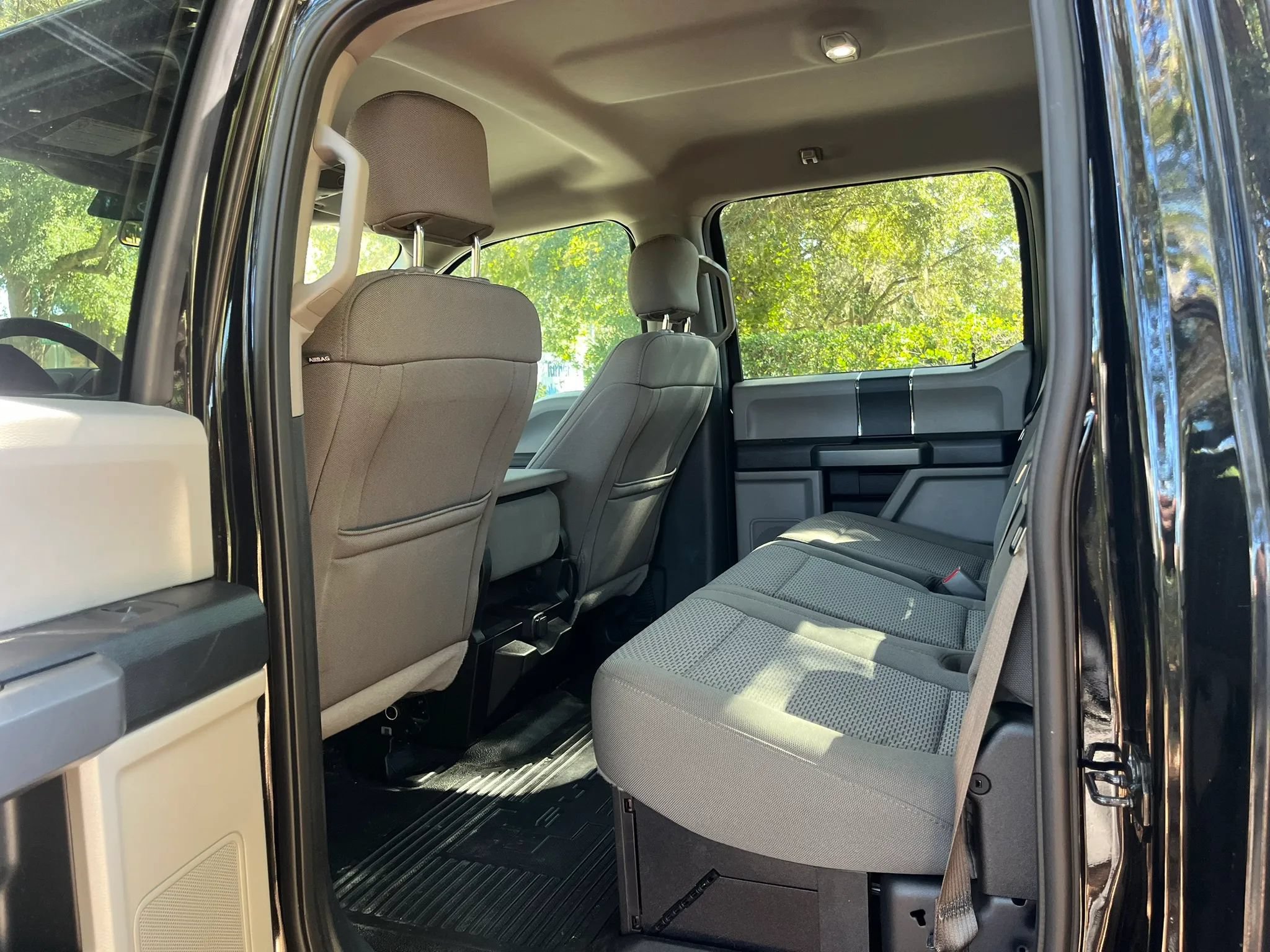 Used 2017 Ford F350 XLT w/ XLT Value Package AWD/4WD image 16