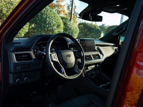 Used 2023 Chevrolet Tahoe RST w/ Sport Performance Package image 13