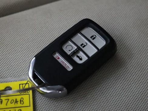 Used 2019 Honda Insight EX image 35
