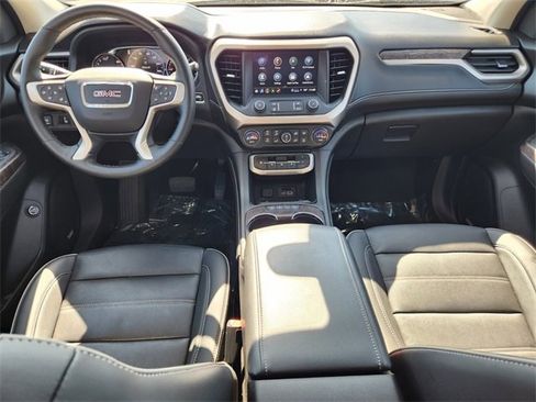 Used 2023 GMC Acadia Denali image 11