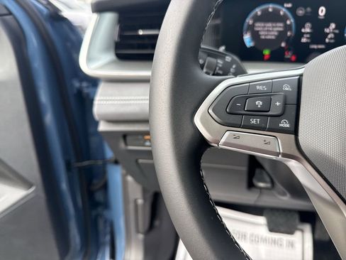 New 2026 Volkswagen Tiguan SE image 19