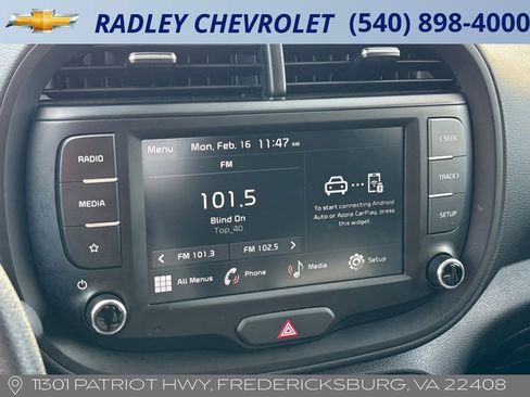 Used 2025 Kia Soul LX w/ LX Technology Package image 8