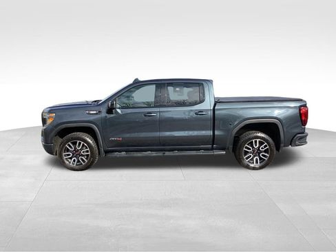 Used 2021 GMC Sierra 1500 AT4 w/ AT4 Preferred Package AWD/4WD image 3
