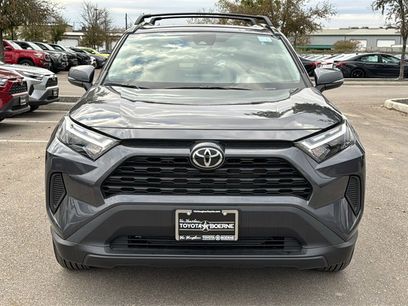 New 2025 Toyota RAV4 XLE