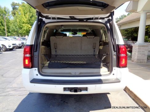 Used 2019 Chevrolet Suburban LT AWD/4WD image 26