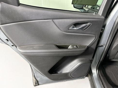 Used 2025 Chevrolet Blazer LT FWD image 24