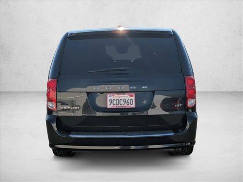 Used 2020 Dodge Grand Caravan GT image 7