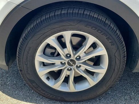 Used 2022 Kia Telluride LX AWD/4WD image 10