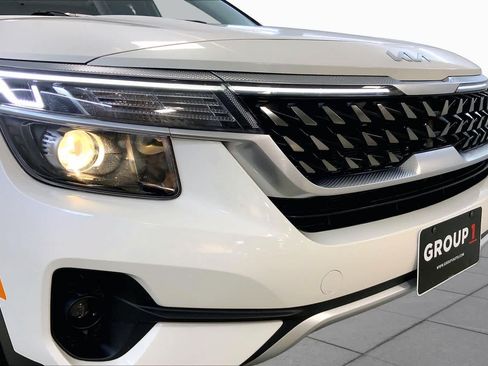 Used 2023 Kia Seltos Nightfall Edition AWD/4WD image 32