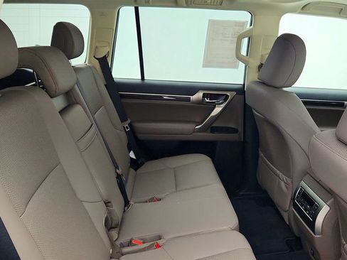 Used 2020 Lexus GX 460 Premium w/ Premium Package AWD/4WD image 24