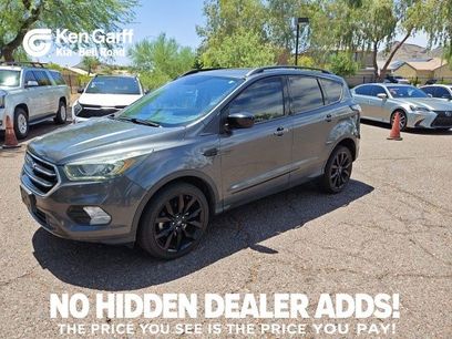 Used 2017 Ford Escape SE w/ SE Sport Appearance Package
