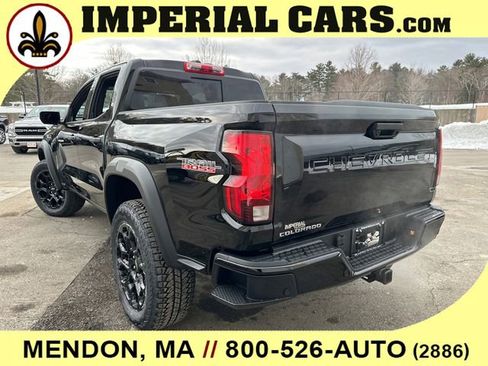 New 2026 Chevrolet Colorado Trail Boss w/ Midnight Edition AWD/4WD image 8