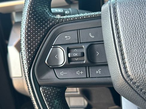 Certified 2025 Toyota Tacoma SR5 AWD/4WD image 26