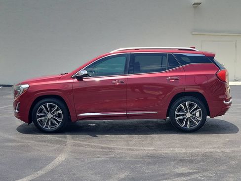 Used 2019 GMC Terrain Denali w/ Advanced Safety Package FWD image 9