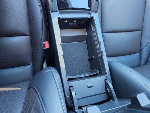 Used 2025 MAZDA MAZDA3 Hatchback w/Premium Plus Pkg image 59