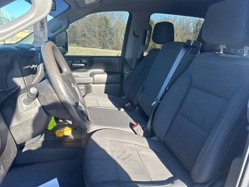 Used 2020 Chevrolet Silverado 2500 Custom w/ Custom Convenience Package image 17