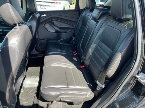 Used 2018 Ford Escape Titanium image 22