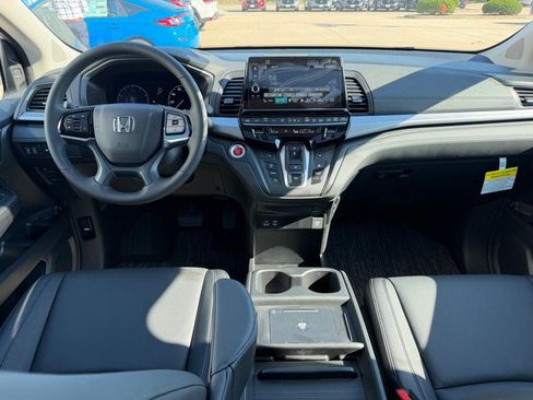 New 2026 Honda Odyssey EX-L image 13