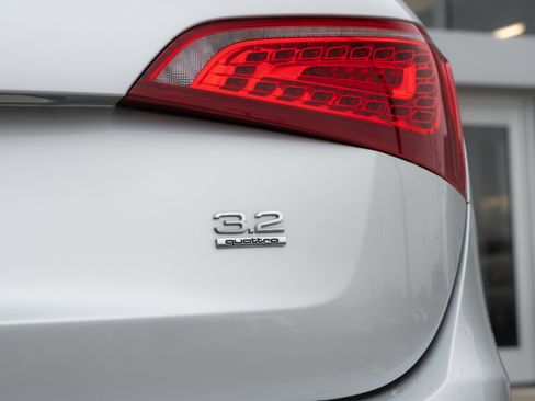 Used 2012 Audi Q5 3.2 Premium Plus image 26