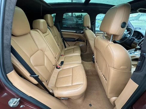 Used 2012 Porsche Cayenne Turbo AWD/4WD image 14