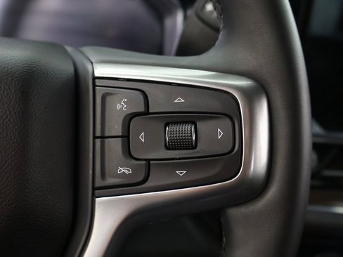 Used 2024 Chevrolet Silverado 1500 LT image 40