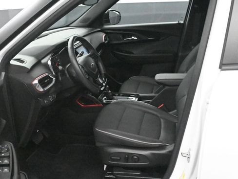 Certified 2023 Chevrolet TrailBlazer RS w/ Convenience Package AWD/4WD image 10