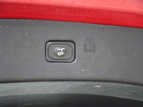 Used 2024 Ford Edge SEL w/ Convenience Package image 20