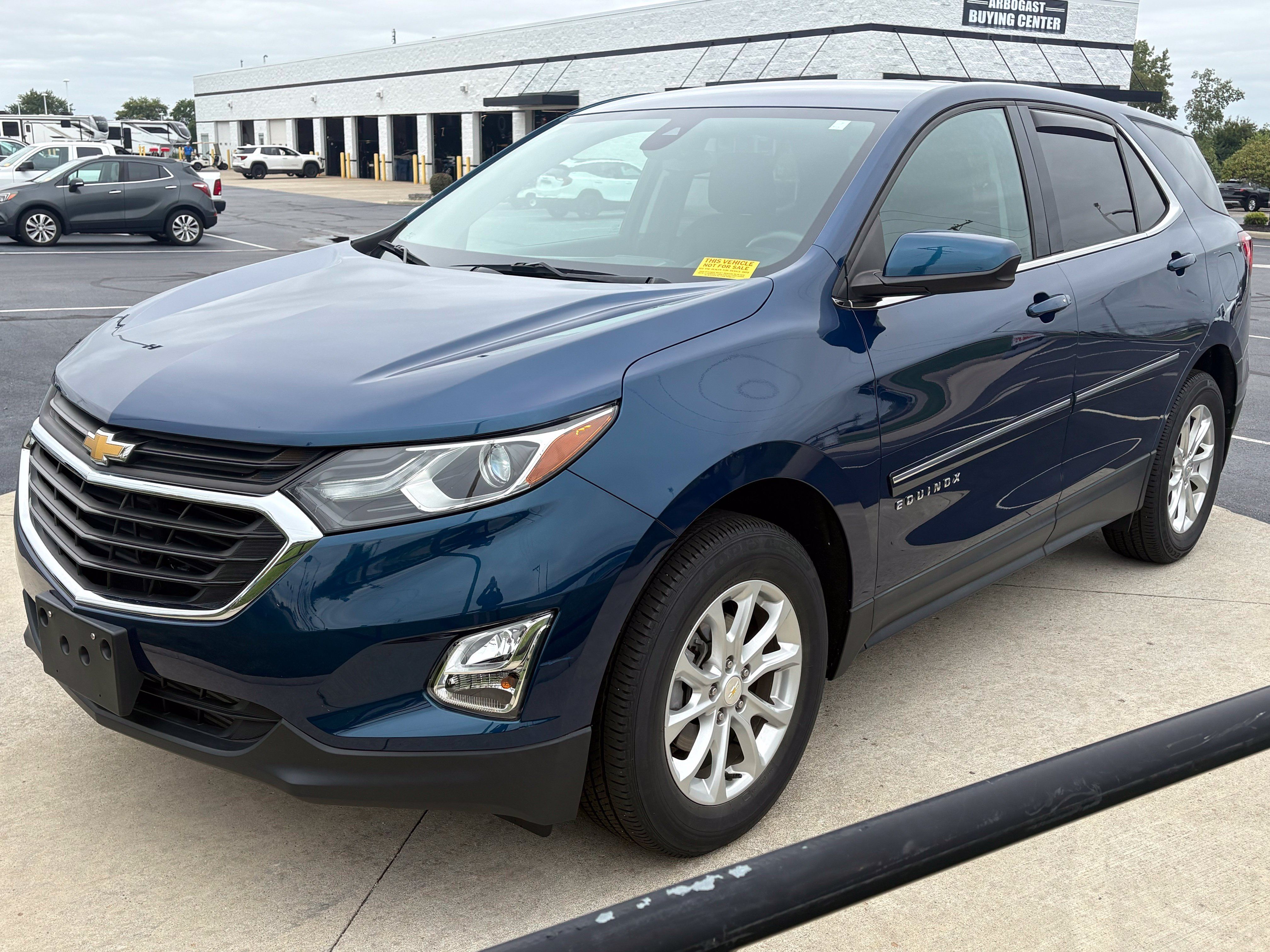 Used 2020 Chevrolet Equinox LT w/ Driver Convenience Package AWD/4WD image 3