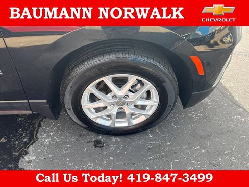 Used 2024 Chevrolet Equinox LT w/ LPO, Floor Liner Package FWD image 34