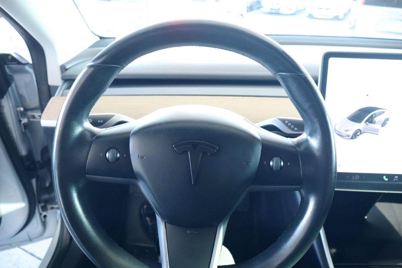Used 2018 Tesla Model 3 Long Range RWD image 20
