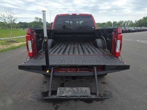 Used 2018 Ford F350 Lariat w/ Lariat Ultimate Package AWD/4WD image 12