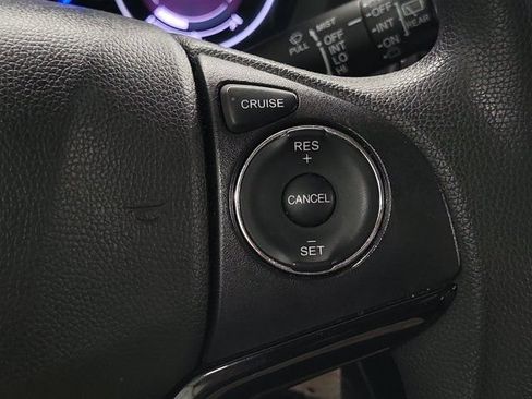 Certified 2022 Honda HR-V LX image 26