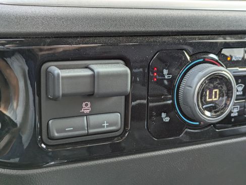 New 2025 Chevrolet Silverado 1500 LT w/ All Star Edition Plus image 13