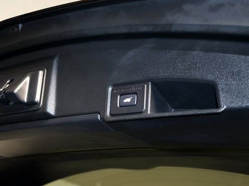 Certified 2024 Acura RDX w/ Technology Package image 32