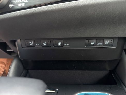 Certified 2024 Lexus ES 350 w/ Premium Package image 25