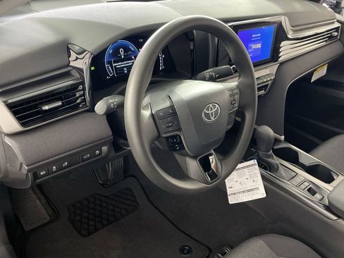 New 2026 Toyota Camry LE image 12