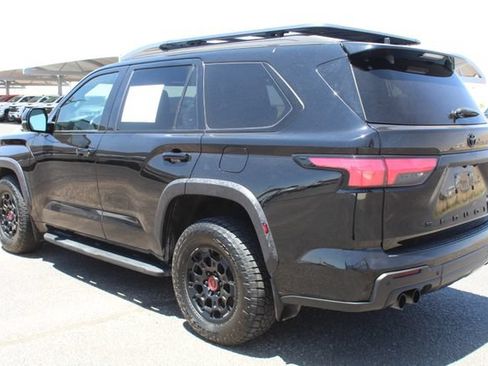 Used 2025 Toyota Sequoia TRD Pro AWD/4WD image 12
