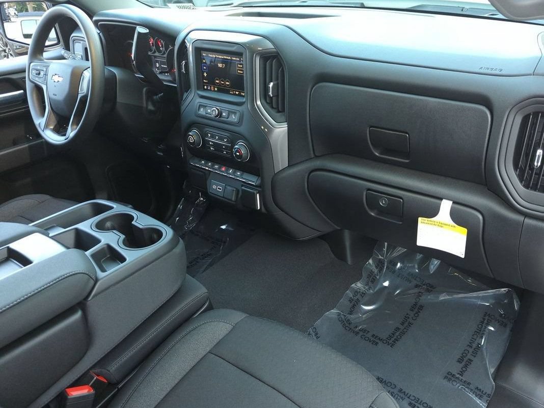 New 2026 Chevrolet Silverado 1500 Custom w/ LPO, Dark Essentials Package RWD image 50