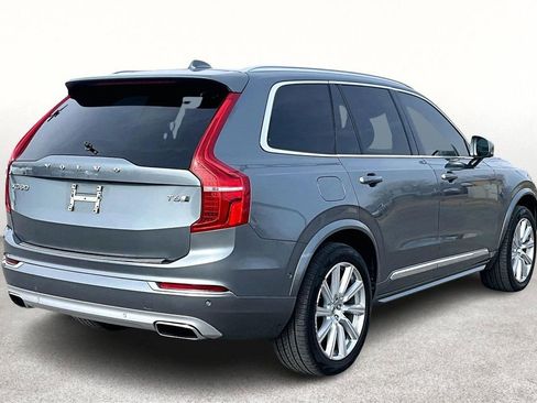 Used 2018 Volvo XC90 T6 Inscription w/ Convenience Package image 2