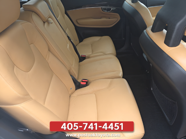 Used 2016 Volvo XC90 T6 Momentum w/ Momentum Plus Package AWD/4WD image 28