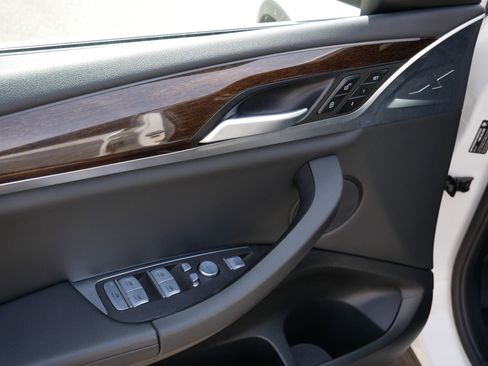 Used 2023 BMW X4 xDrive30i w/ Convenience Package image 19