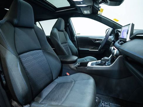 Certified 2024 Toyota RAV4 SE w/ Convenience Package image 16