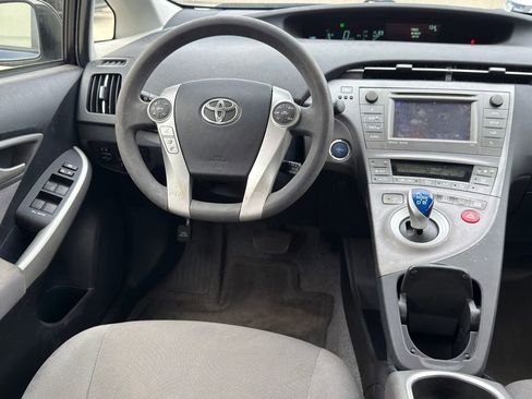 Used 2015 Toyota Prius Three FWD image 23