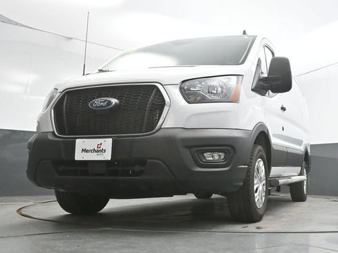 Used 2025 Ford Transit 250 Low Roof w/ Exterior Upgrade Package RWD image 40